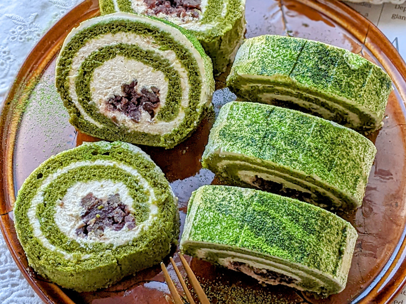 自然栽培米粉抹茶ロールケーキ